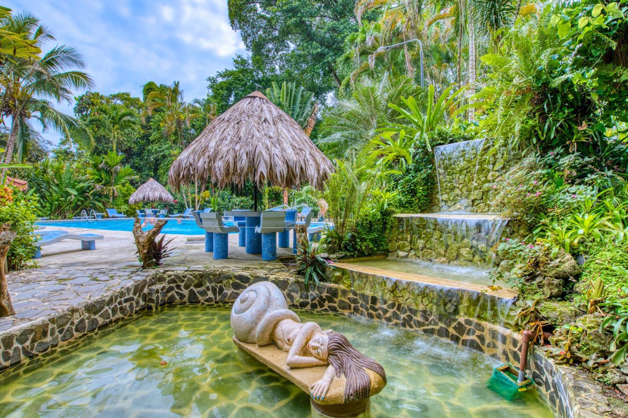 Atlantida Lodge Cahuita Exterior foto