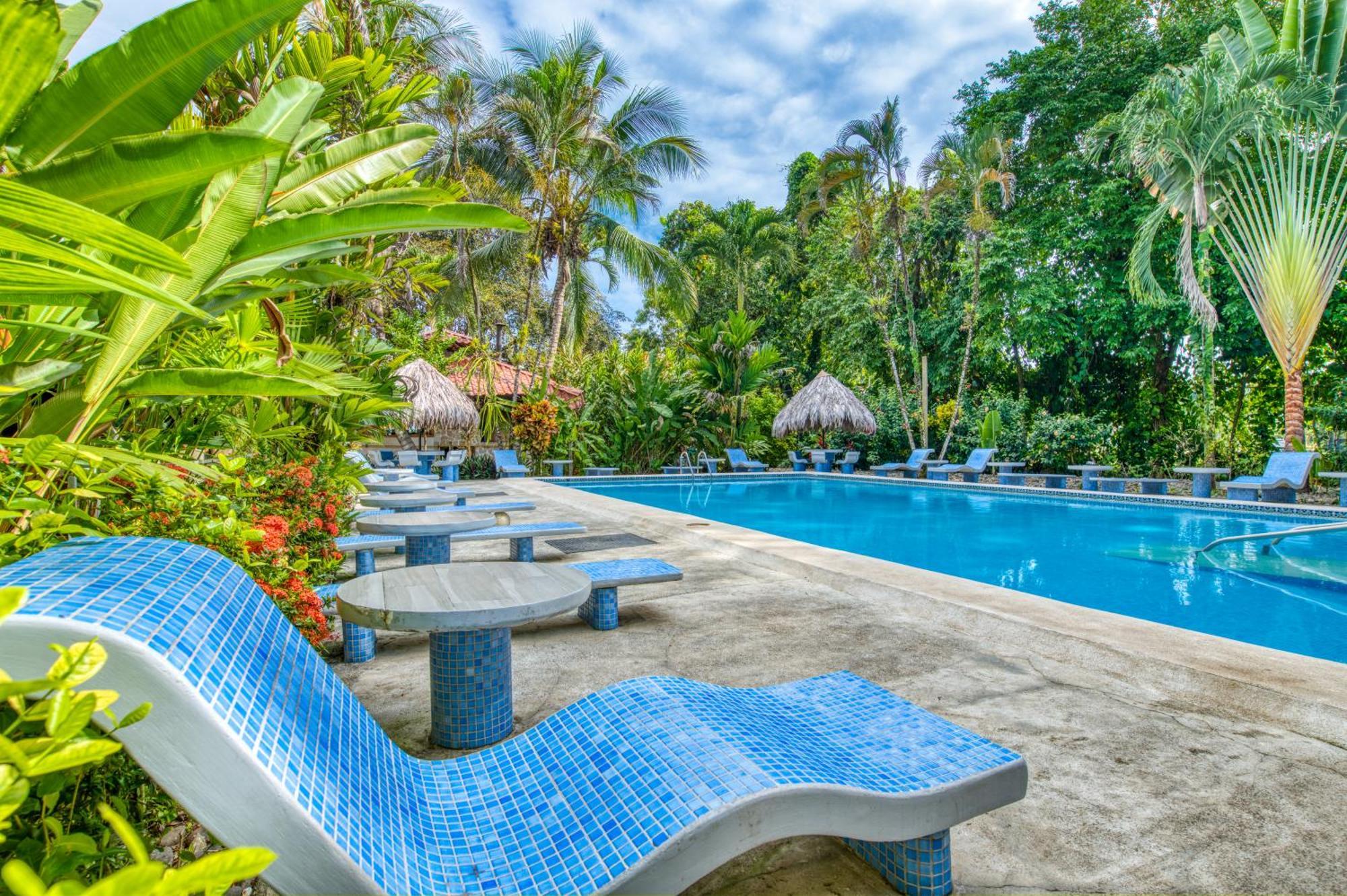 Atlantida Lodge Cahuita Exterior foto
