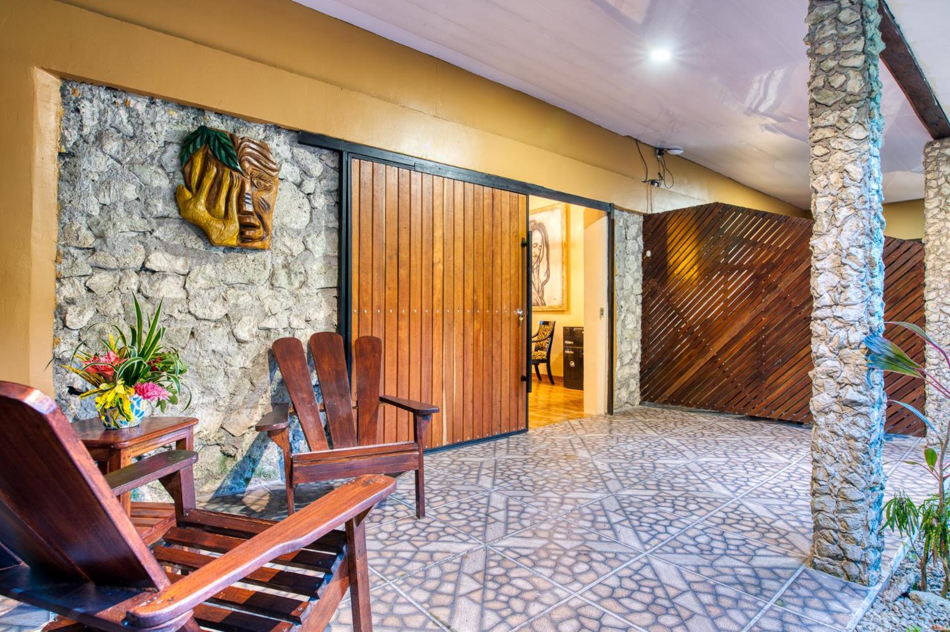 Atlantida Lodge Cahuita Exterior foto